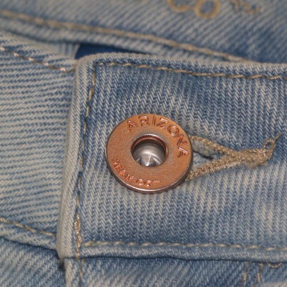 Arizona Hi-Rise Mom Jean Shorts Lt Vintage - Picture 7 of 9